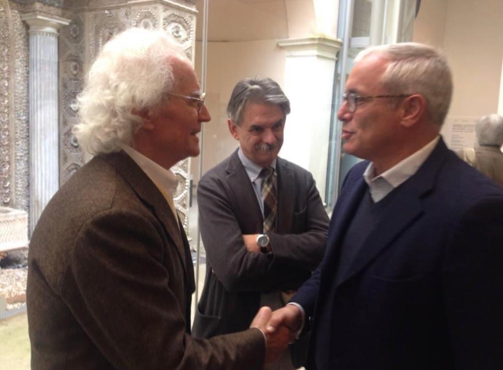 Questa immagine ha l'attributo alt vuoto; il nome del file è aaa15210-4a02-4541-ac25-6f09fe2c1ad5.jpg